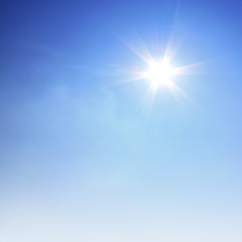 Ciel bleu, soleil, vacances